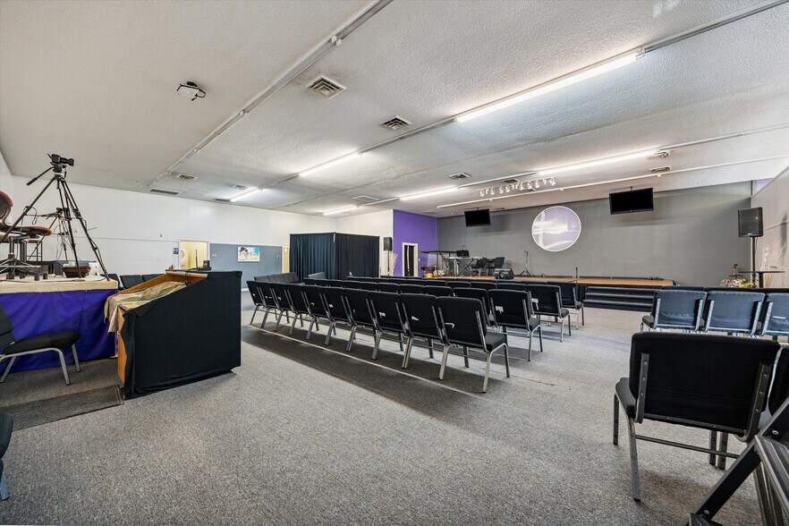 More Photos Of 12048 Stallings Commerce Dr, Matthews Storefront Retail Office For Sale