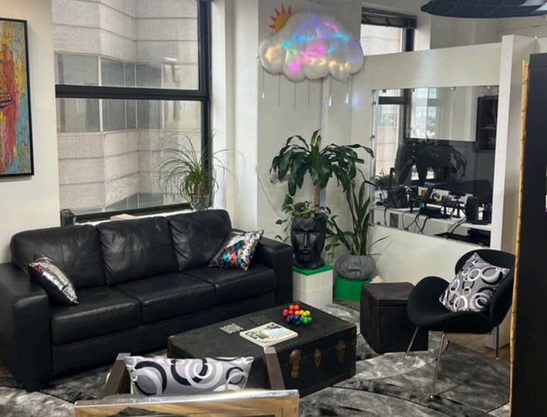 More Photos Of 112 S Tryon St, Charlotte Office Residential For Sale