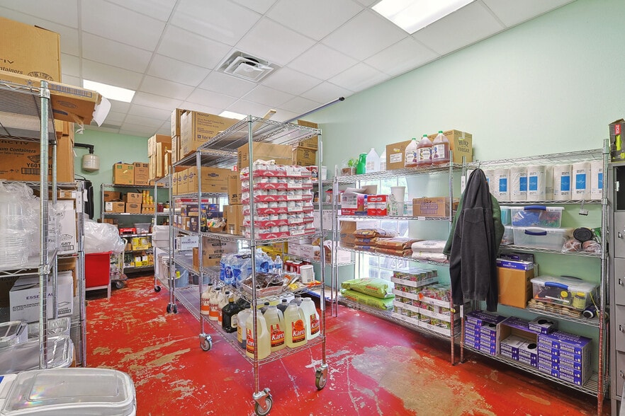 More Photos Of 8620 Clifford St, Fort Worth Restaurant For Sale