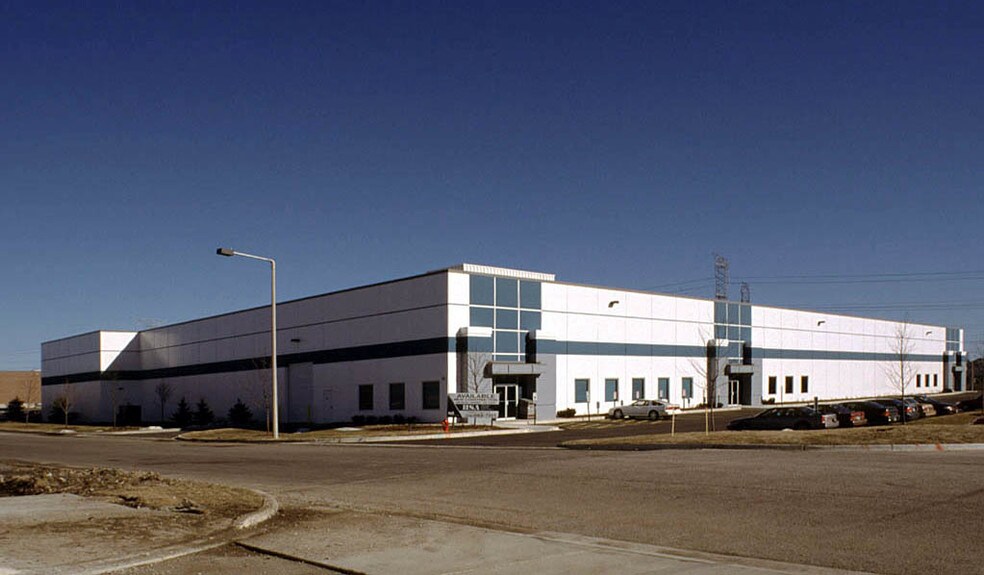 More Photos Of 351-355 Hastings Dr, Buffalo Grove Warehouse For Lease