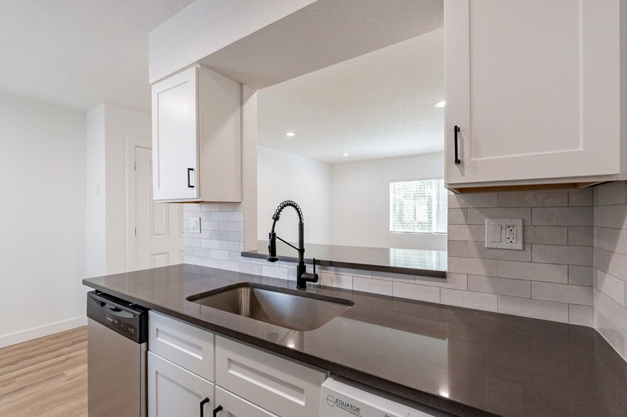 More Photos Of 806 E 10th St, Tucson Multifamily For Sale