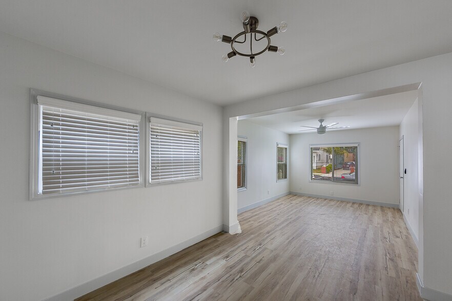 More Photos Of 1430 Linden Ave, Long Beach Multifamily For Sale