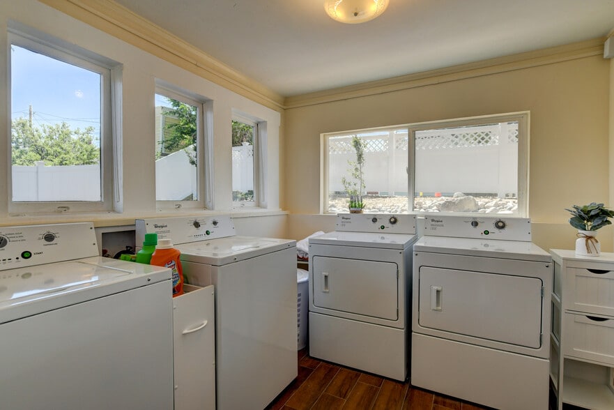More Photos Of 105 S Alarcon St, Prescott Apartments For Sale