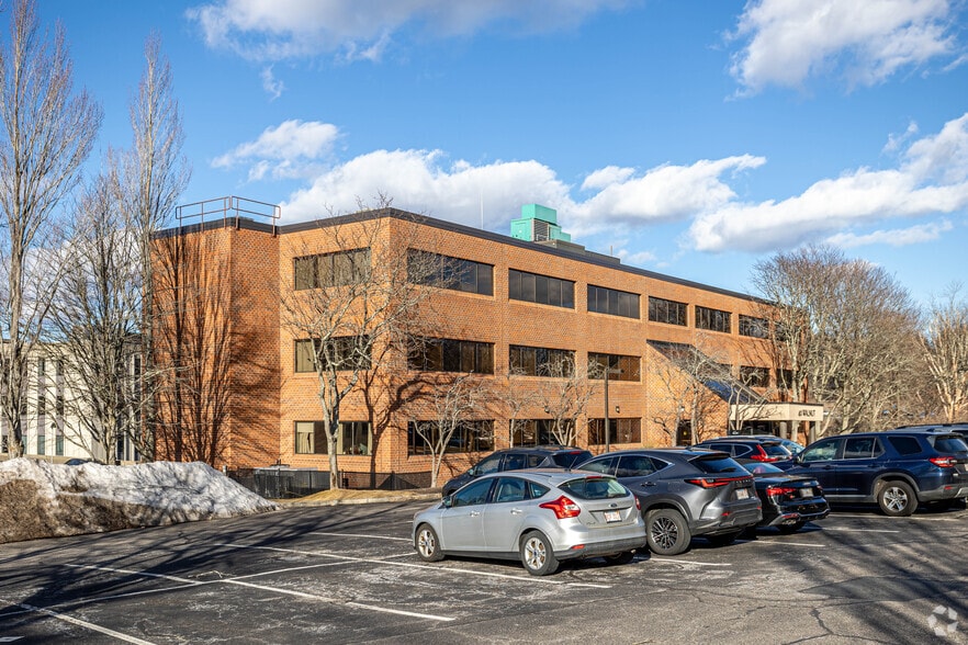 Primary Photo Of 40 Walnut St, Wellesley Office For Lease
