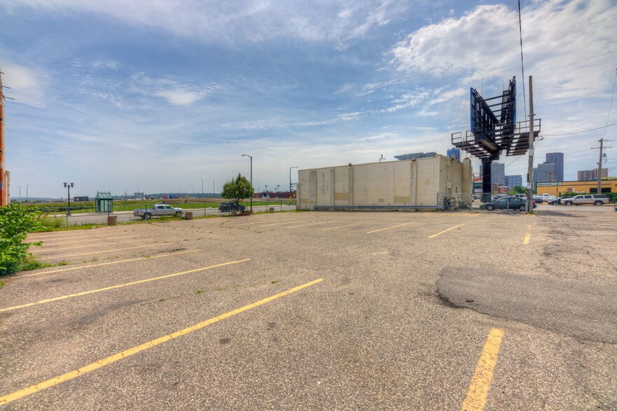 More Photos Of 421 7th St E, Saint Paul Restaurant For Sale