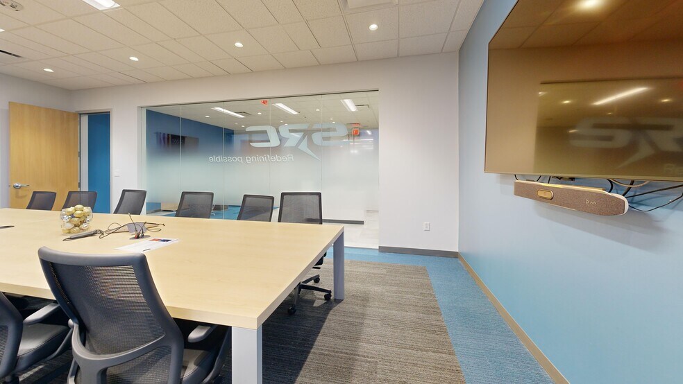 More Photos Of 13861 Sunrise Valley Dr, Herndon Office For Lease