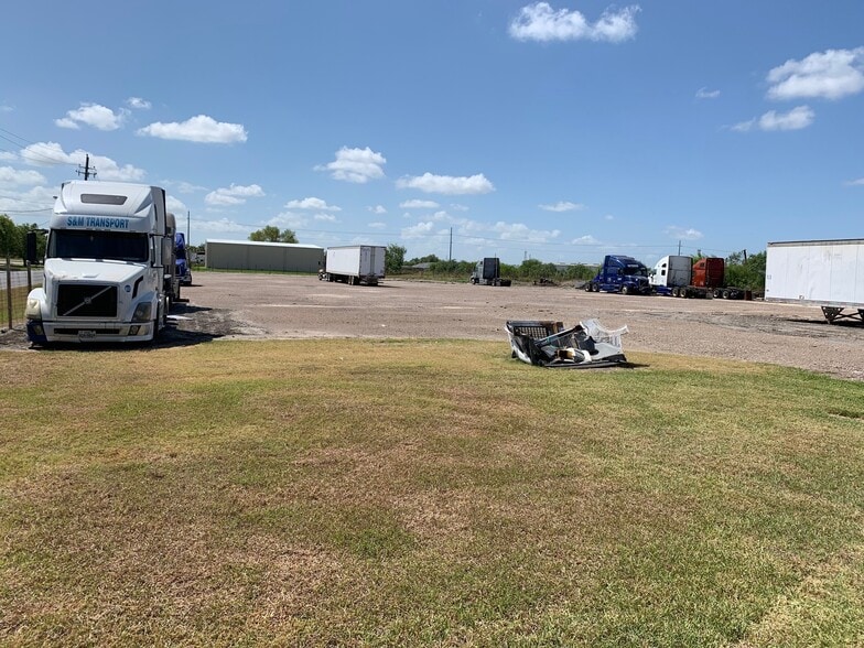 Primary Photo Of 5226 Commercial Dr, Brownsville Land For Lease