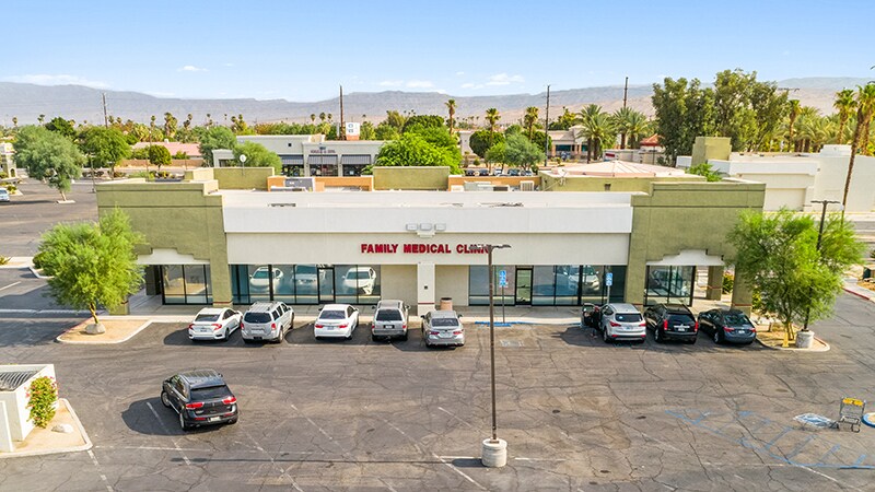 More Photos Of 34131 Date Palm Dr, Cathedral City Freestanding For Sale