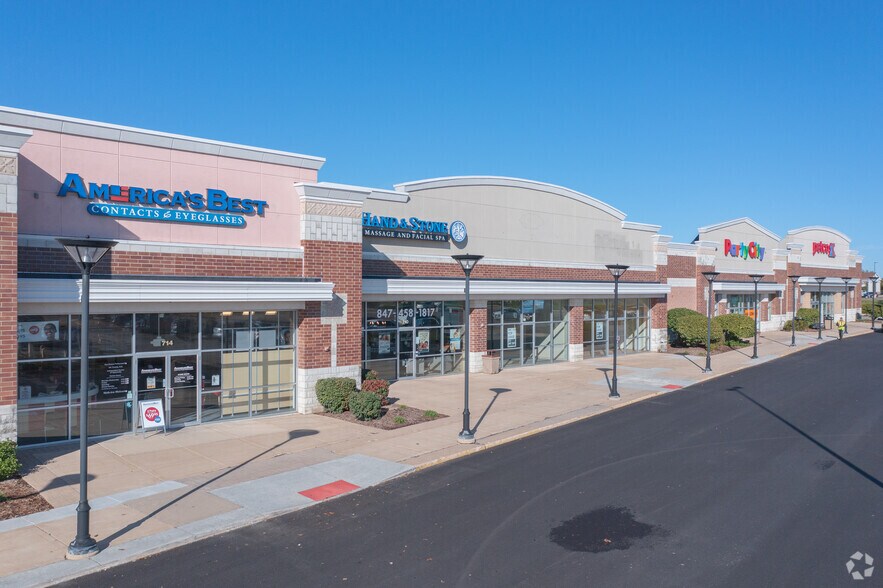 More Photos Of 702-750 S Randall Rd, Algonquin Unknown For Lease