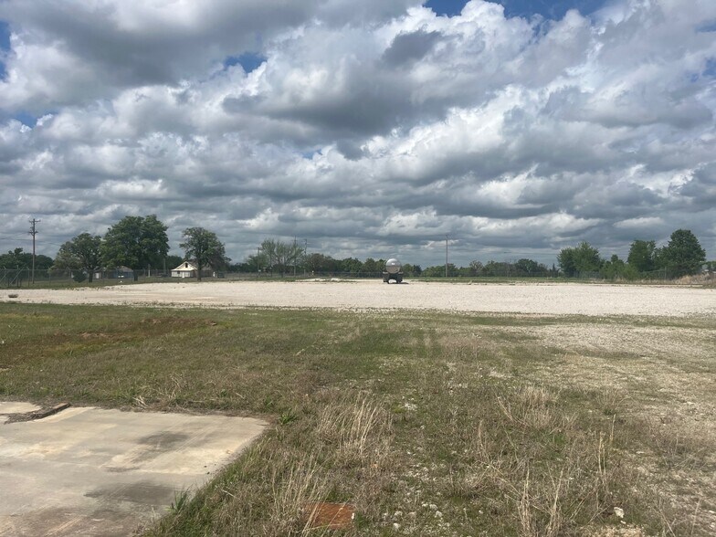 More Photos Of Route 66 Crossing, Luther Land For Sale