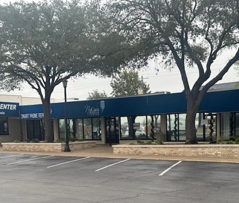 Primary Photo Of 5901-6113 Burnet Rd, Austin Storefront For Lease