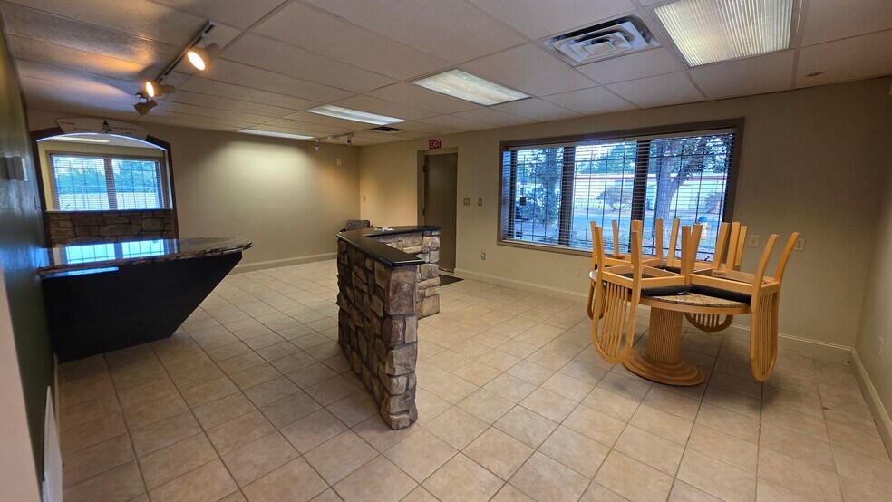 More Photos Of 69-75 Sunflower Rd, Colorado Springs Warehouse For Lease