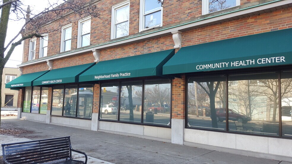 More Photos Of 11709 Lorain Ave, Cleveland Medical For Lease
