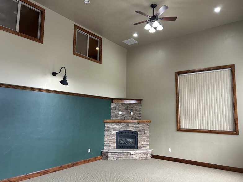 More Photos Of 750 W Quinn Rd, Pocatello Medical For Sale