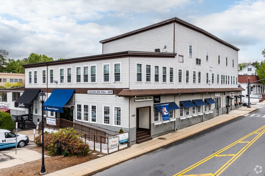 Primary Photo Of 151-159 Linden St, Wellesley Office For Lease