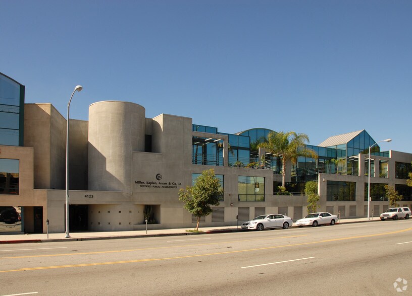 More Photos Of 4123 Lankershim Blvd, North Hollywood Loft Creative Space For Sale