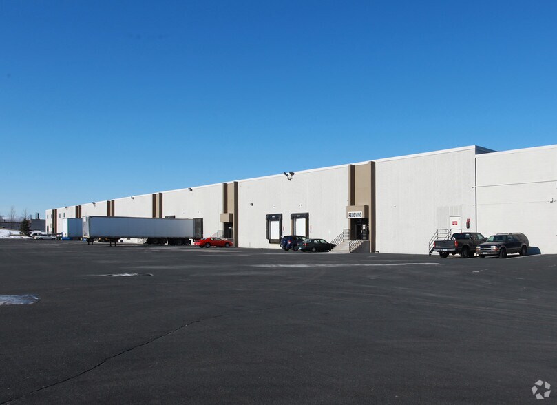 More Photos Of 5147-5197 Winnetka Ave N, New Hope Warehouse For Lease
