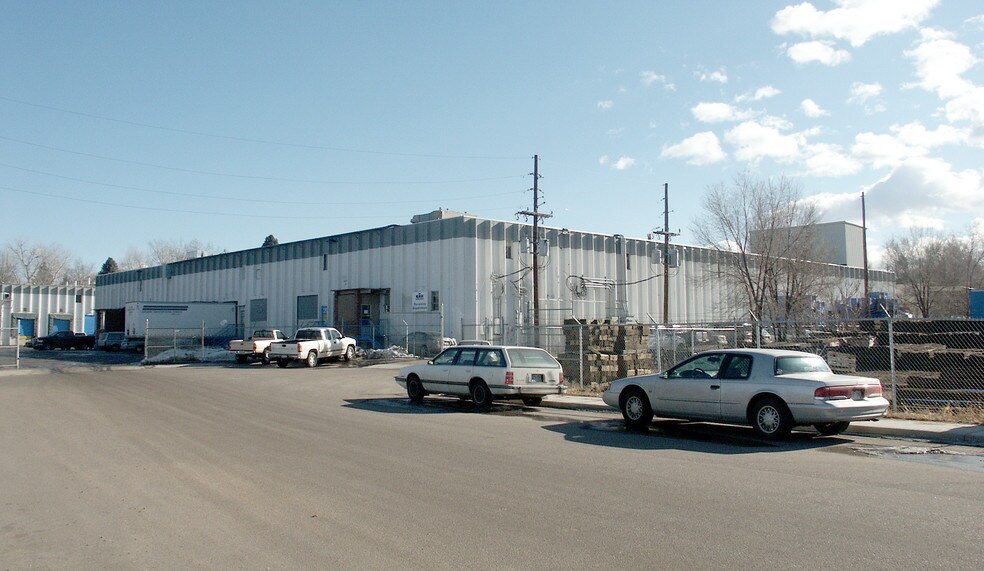 More Photos Of 1351 W Stanford Ave, Englewood Unknown For Lease