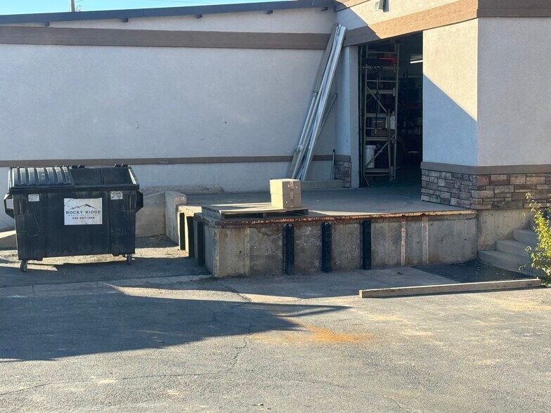 More Photos Of 477 N 100 W, Cedar City Industrial For Lease