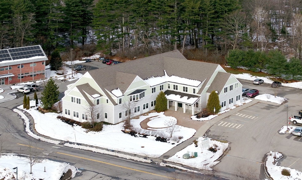 More Photos Of 45 Forest Falls Dr, Yarmouth Medical For Lease