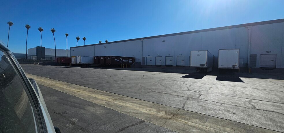 More Photos Of 27040 San Bernardino Ave, Redlands Distribution For Lease