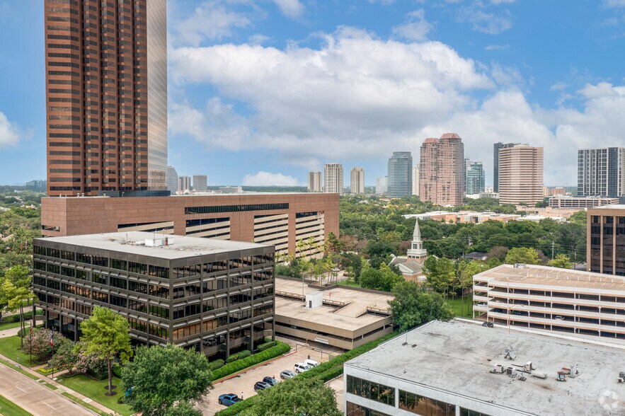 More Photos Of 1717 St. James Place, Houston Office For Lease