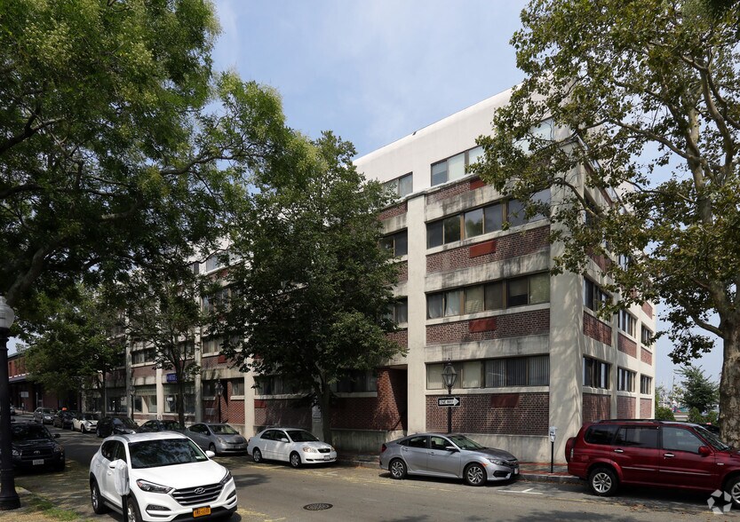 Primary Photo Of 26 S Water St, New Bedford Apartments For Lease