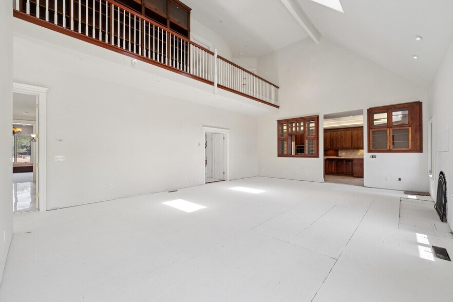 More Photos Of 5151 Wild Horse Valley Rd, Napa Apartments For Sale