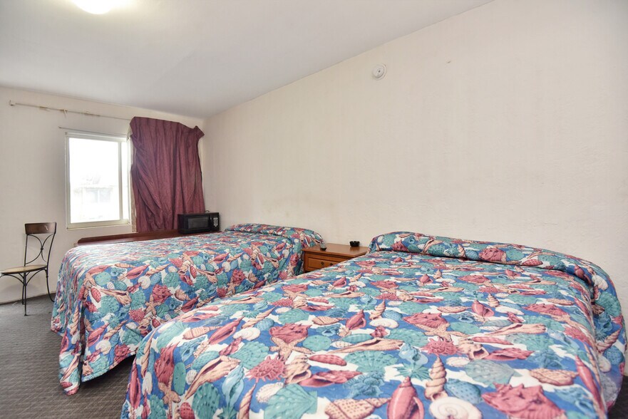 More Photos Of 1028 Ridgewood Ave, Daytona Beach Hospitality For Sale