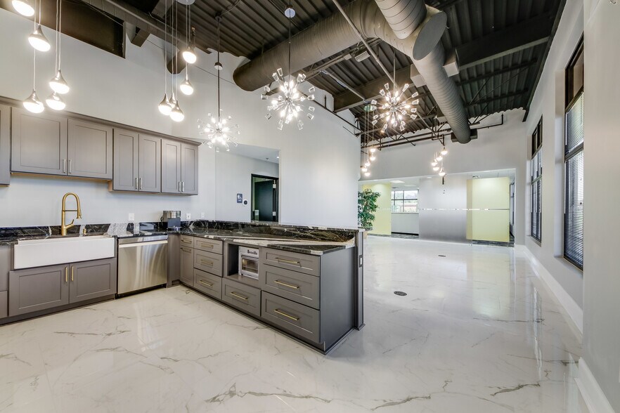 More Photos Of 2700 N Berkeley Lake Rd, Duluth Office For Sale