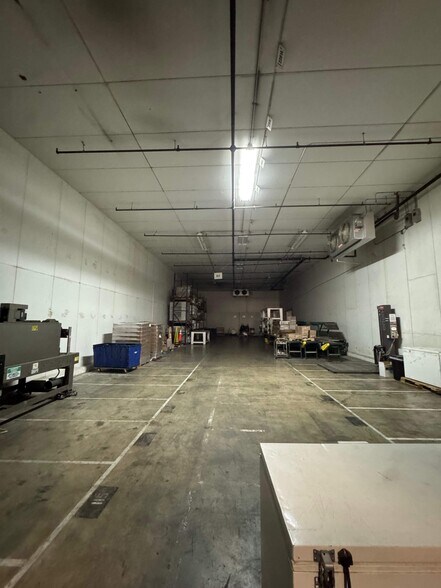 More Photos Of 600 Ellis Rd N, Jacksonville Warehouse For Lease