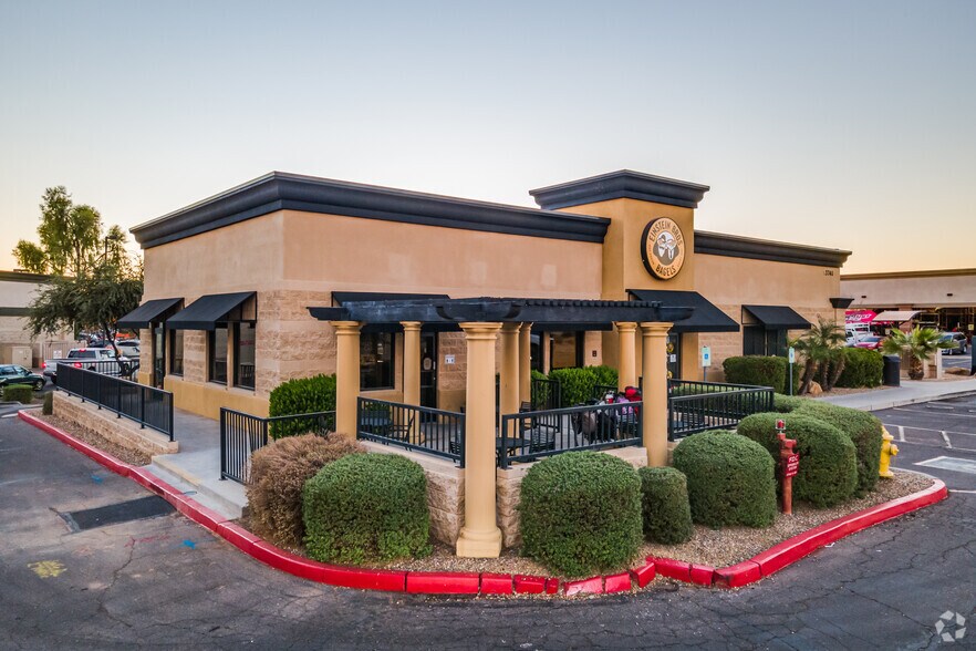 More Photos Of 13764 W Bell Rd, Surprise Unknown For Lease