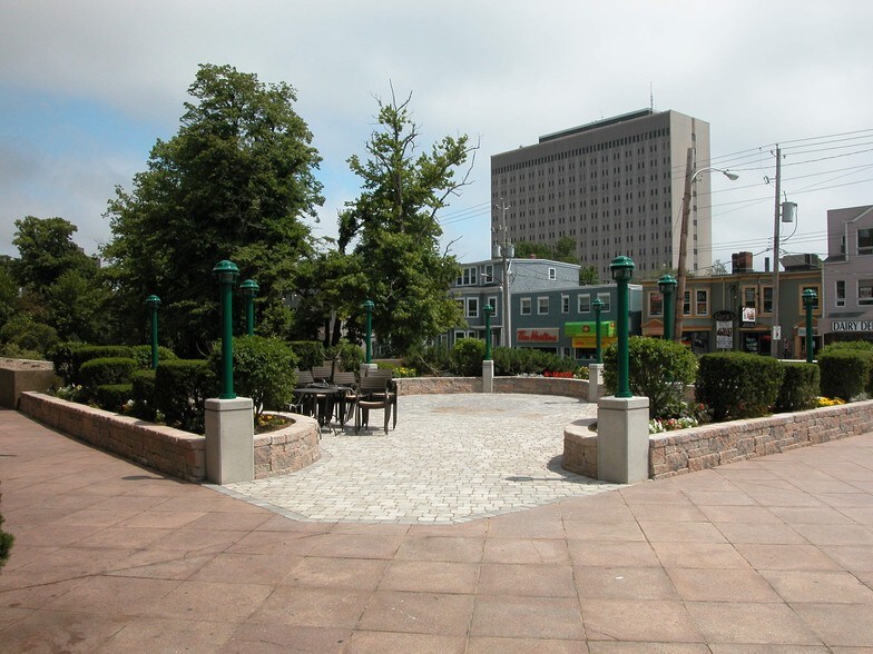 More Photos Of 5991 Spring Garden Rd, Halifax Medical For Lease