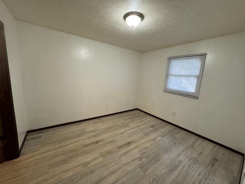 More Photos Of , Cahokia Multifamily For Sale