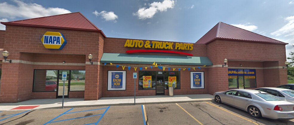 More Photos Of 1821 N Perry St, Pontiac Unknown For Lease