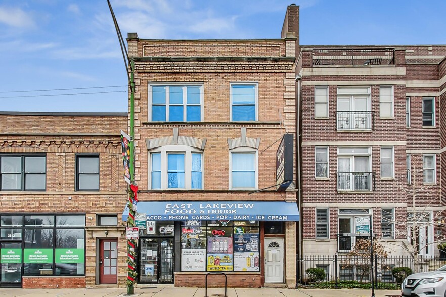 Primary Photo Of 3814 N Clark St, Chicago Storefront Retail Residential For Sale