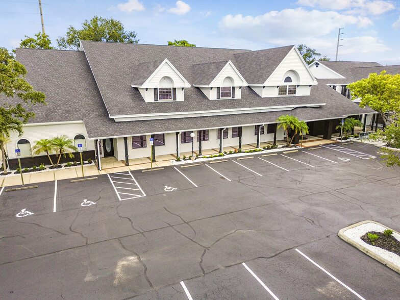 Primary Photo Of 300 E Bay Dr, Largo Medical For Lease