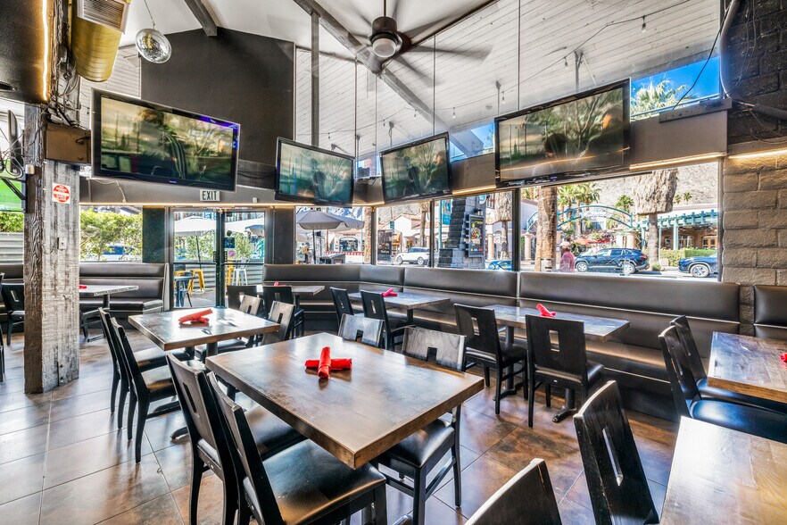 More Photos Of 266 S Palm Canyon Dr, Palm Springs Restaurant For Sale