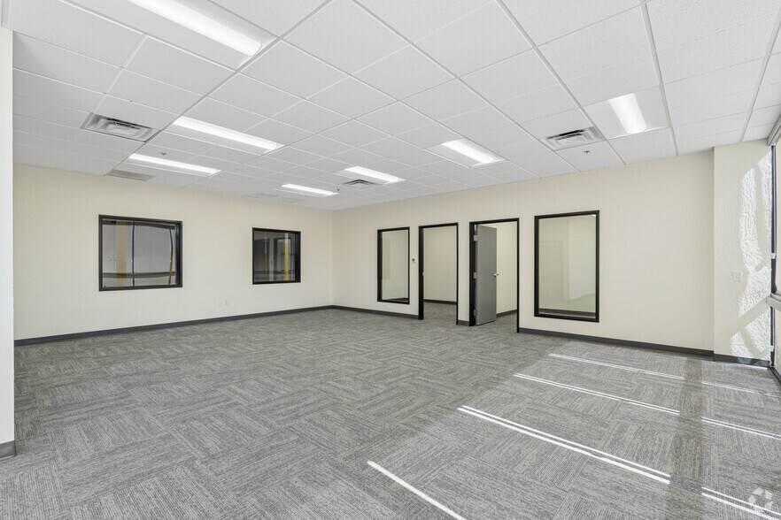 More Photos Of 5302 W Buckeye Rd, Phoenix Unknown For Lease