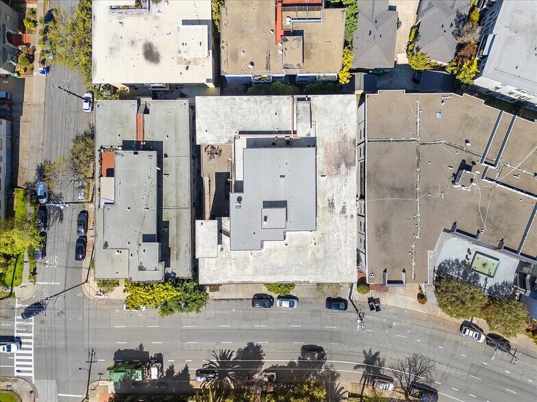 More Photos Of 561 Oakland Ave, Oakland Apartments For Sale