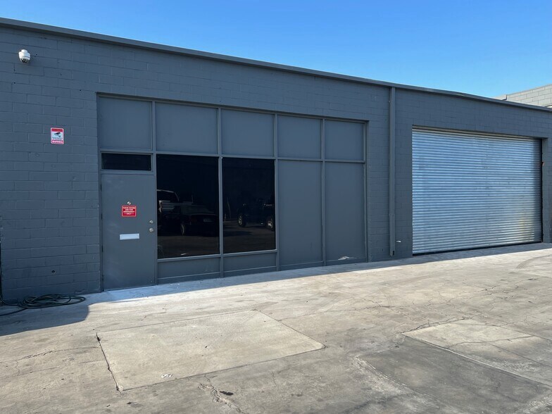 Primary Photo Of 7119-7125 Laurel Canyon Blvd, North Hollywood Warehouse For Lease