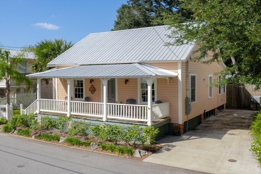 More Photos Of 16 Locust St, Saint Augustine Specialty For Sale