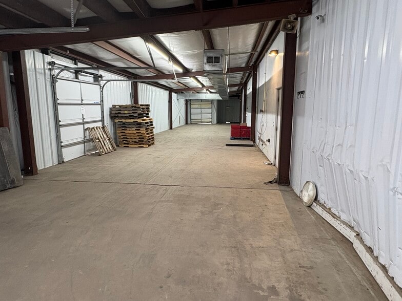 More Photos Of 11375 US-701 Hwy, Elizabethtown Refrigeration Cold Storage For Sale