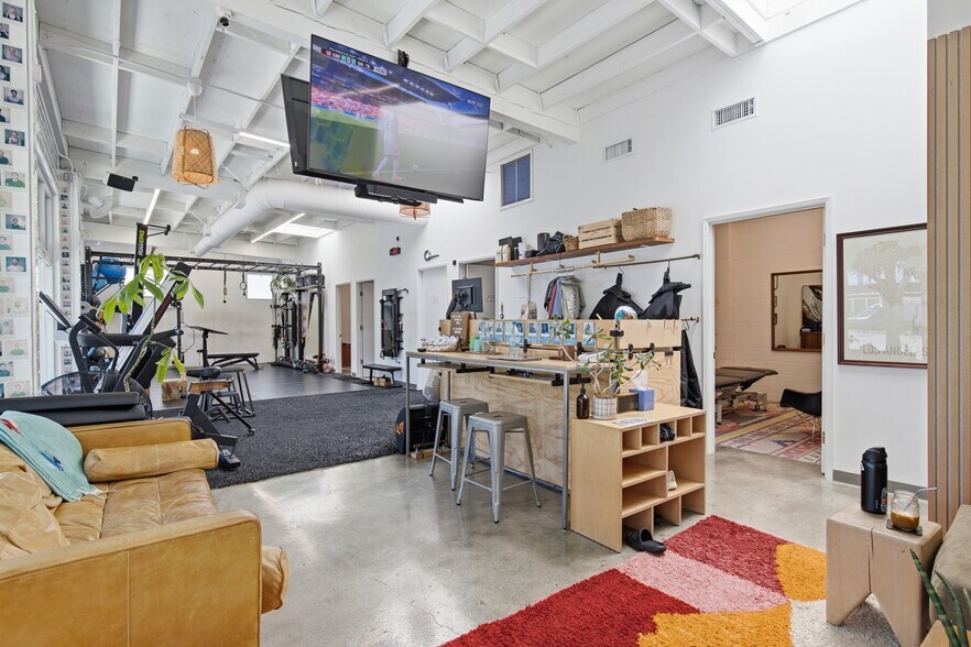 More Photos Of 11461 W Washington Blvd, Los Angeles Auto Repair For Lease