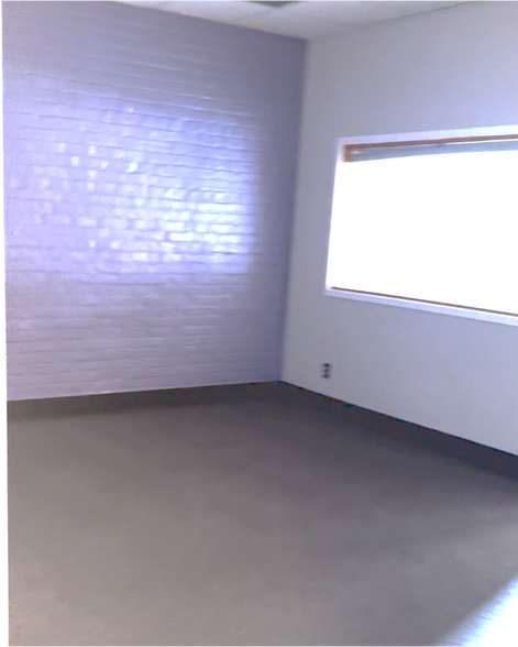 More Photos Of 620 Broad St, Saint Joseph Office For Lease