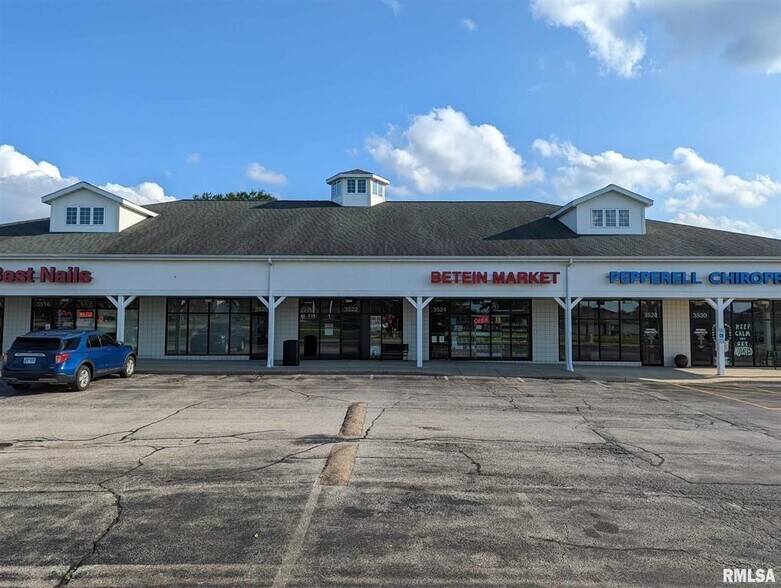 More Photos Of 3502-3530 W Willow Knolls Dr, Peoria Storefront For Lease