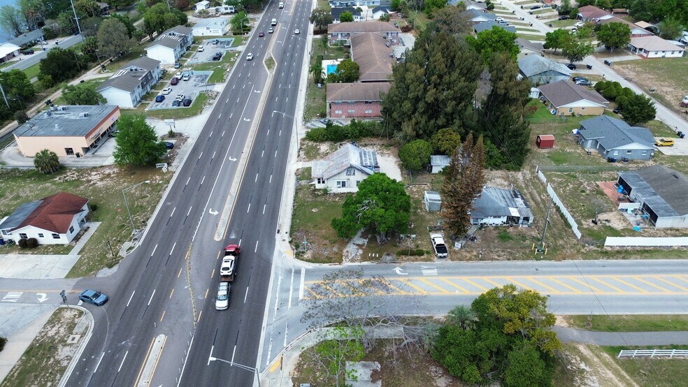 More Photos Of 980 S Lake Shore Way, Lake Alfred Multifamily For Sale
