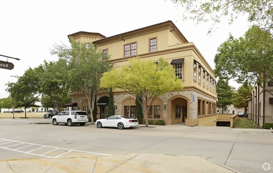 More Photos Of 99 Main St, Colleyville Storefront Retail Office For Lease