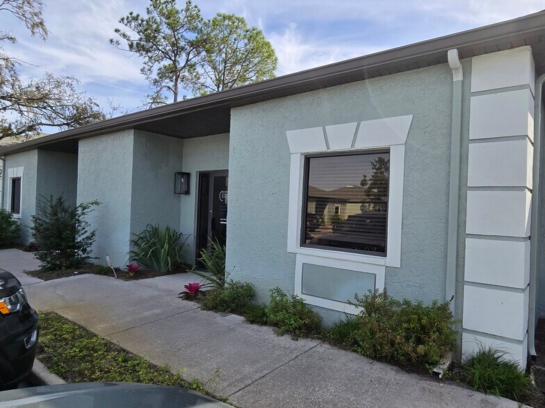 More Photos Of 13555 Automobile Blvd, Clearwater Medical For Lease