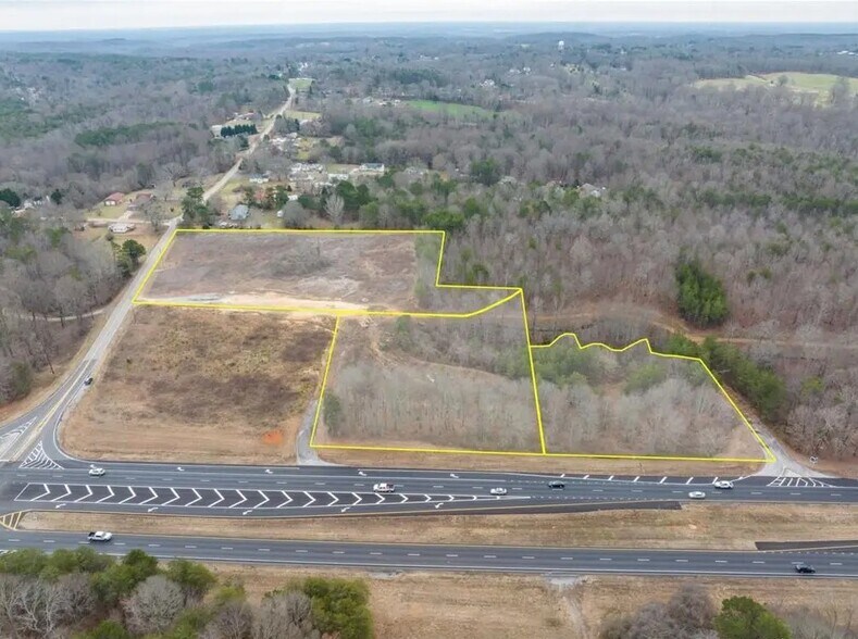 More Photos Of 4920 Cornelia Hwy, Lula Land For Sale